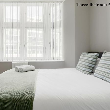 Superb Apartments Opposite Edgware Road Station London Exterior photo