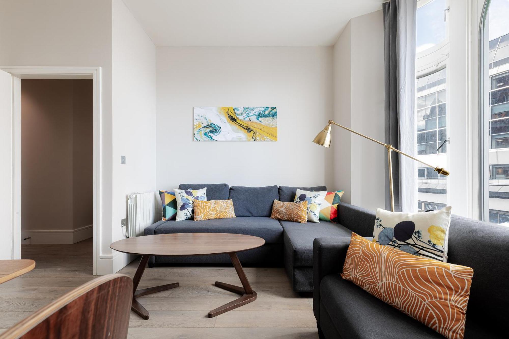 Superb Apartments Opposite Edgware Road Station London Room photo